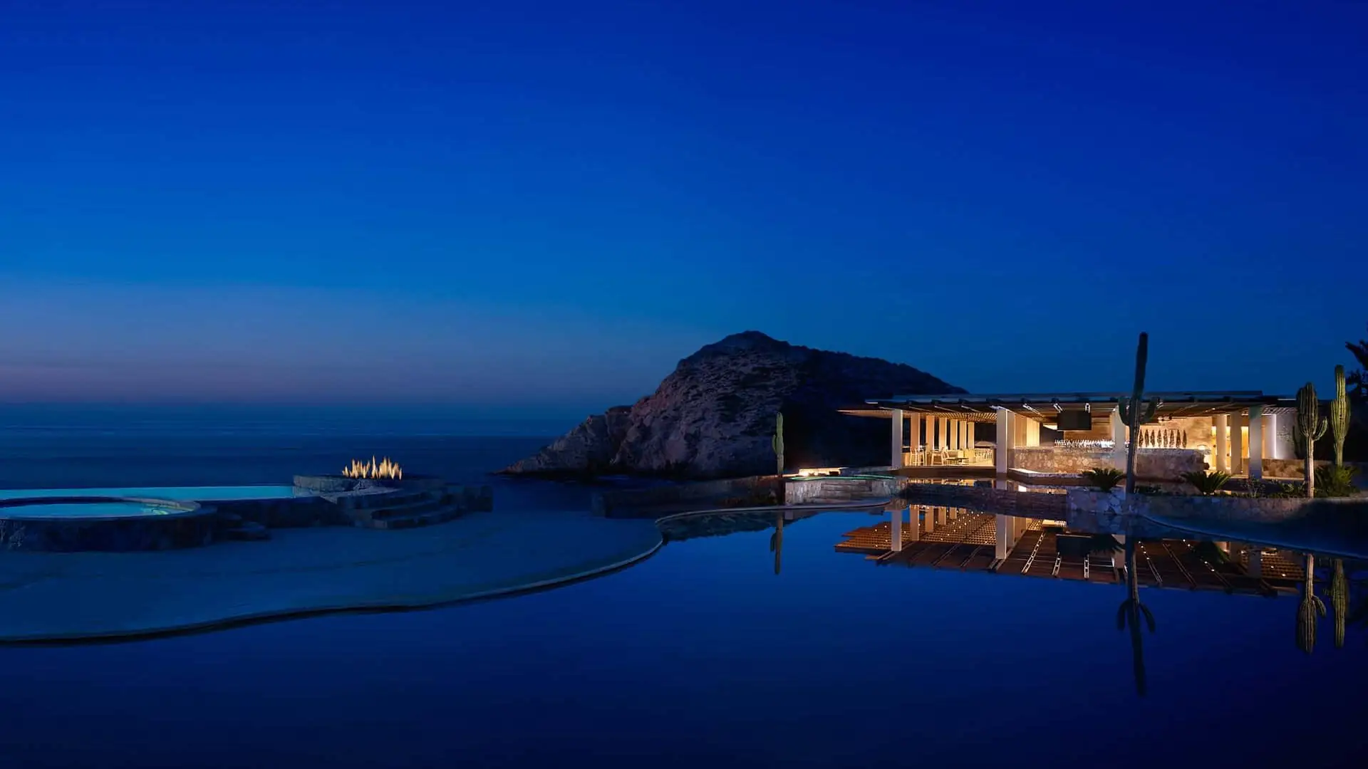 marea-by-night-hero
