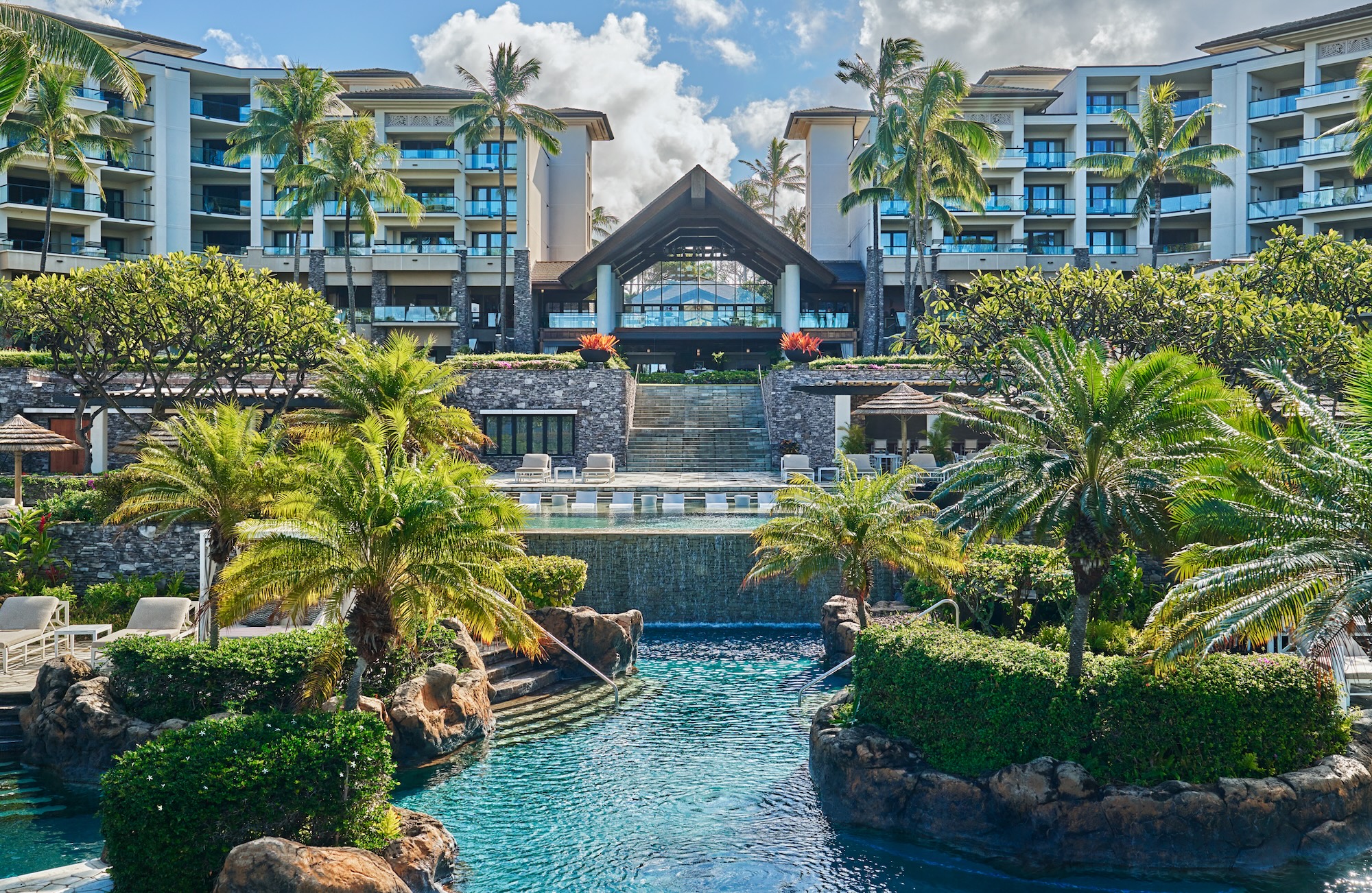 Montage Kapalua Bay pool