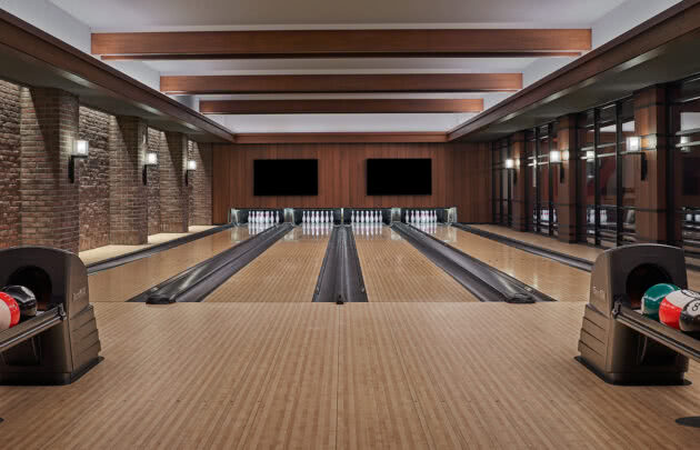 Beartooth Bowling alley at at Montage Big Sky