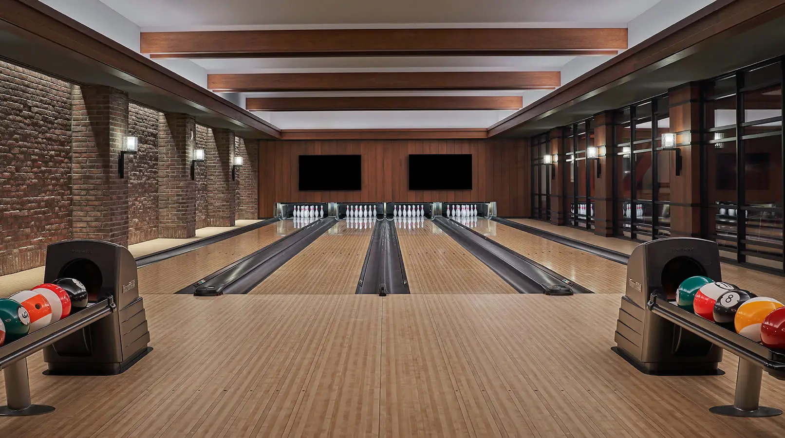 Beartooth Bowling alley at at Montage Big Sky