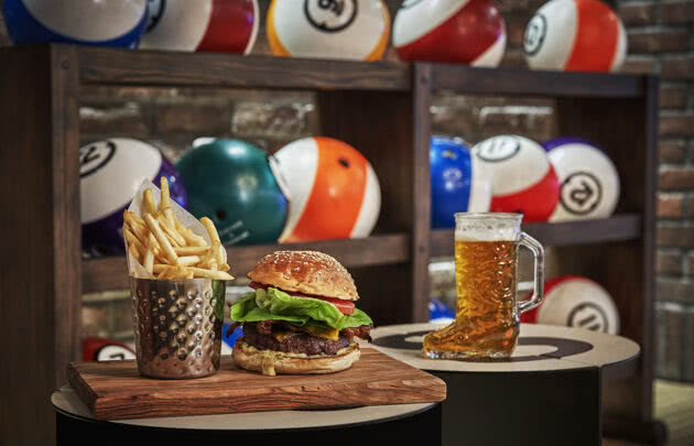 Beartooth Pub & Grill Burger