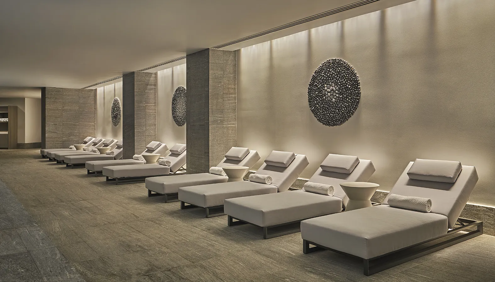 Spa Montage Big Sky