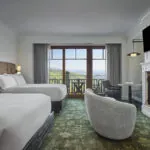 Peak View Queen Queen Room