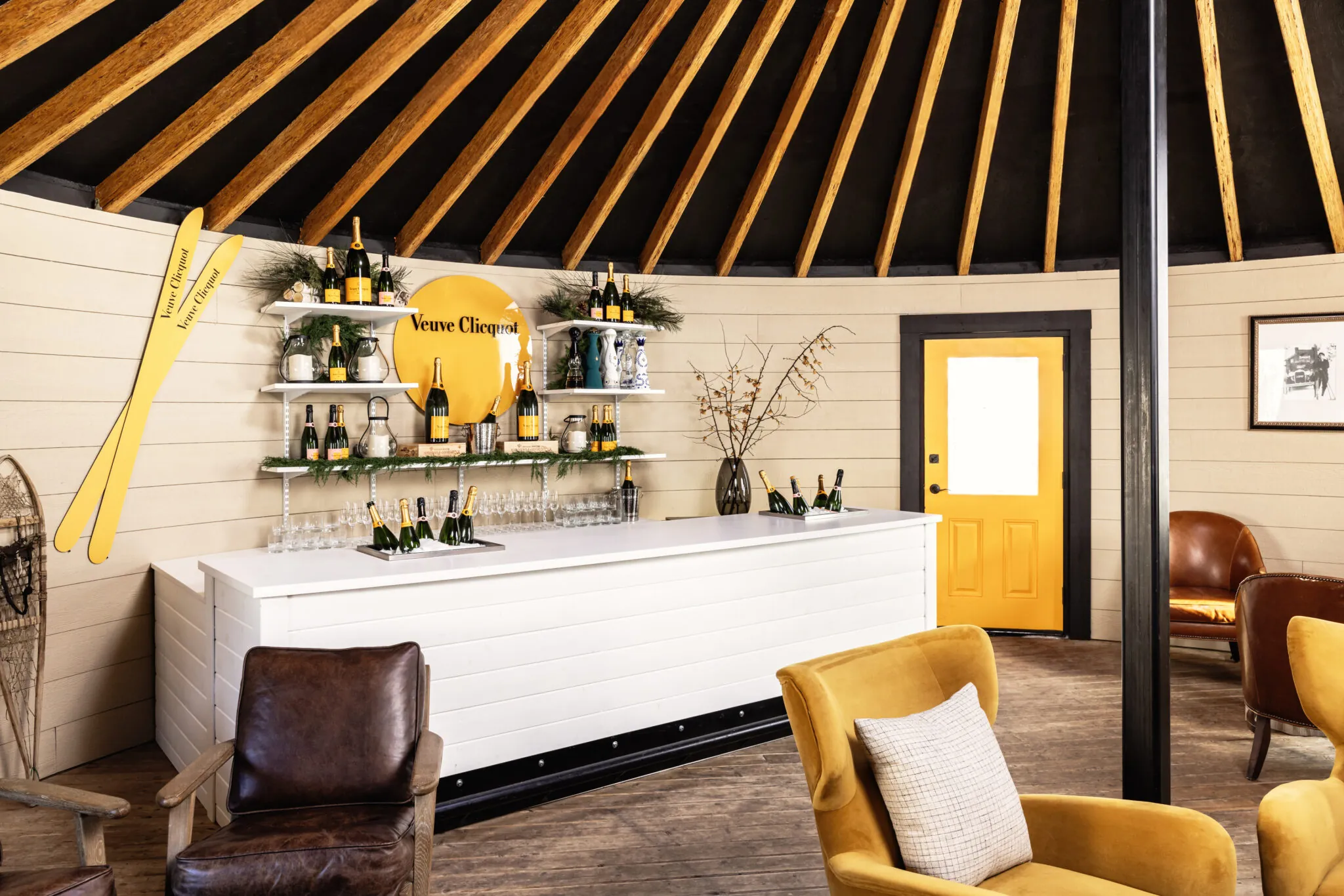 The Apres Lounge Interior