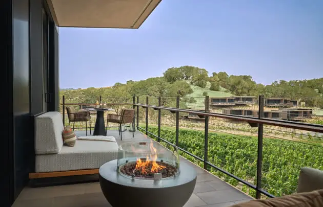 King Vineyard View, luxury hotel suite at Montage Healdsburg