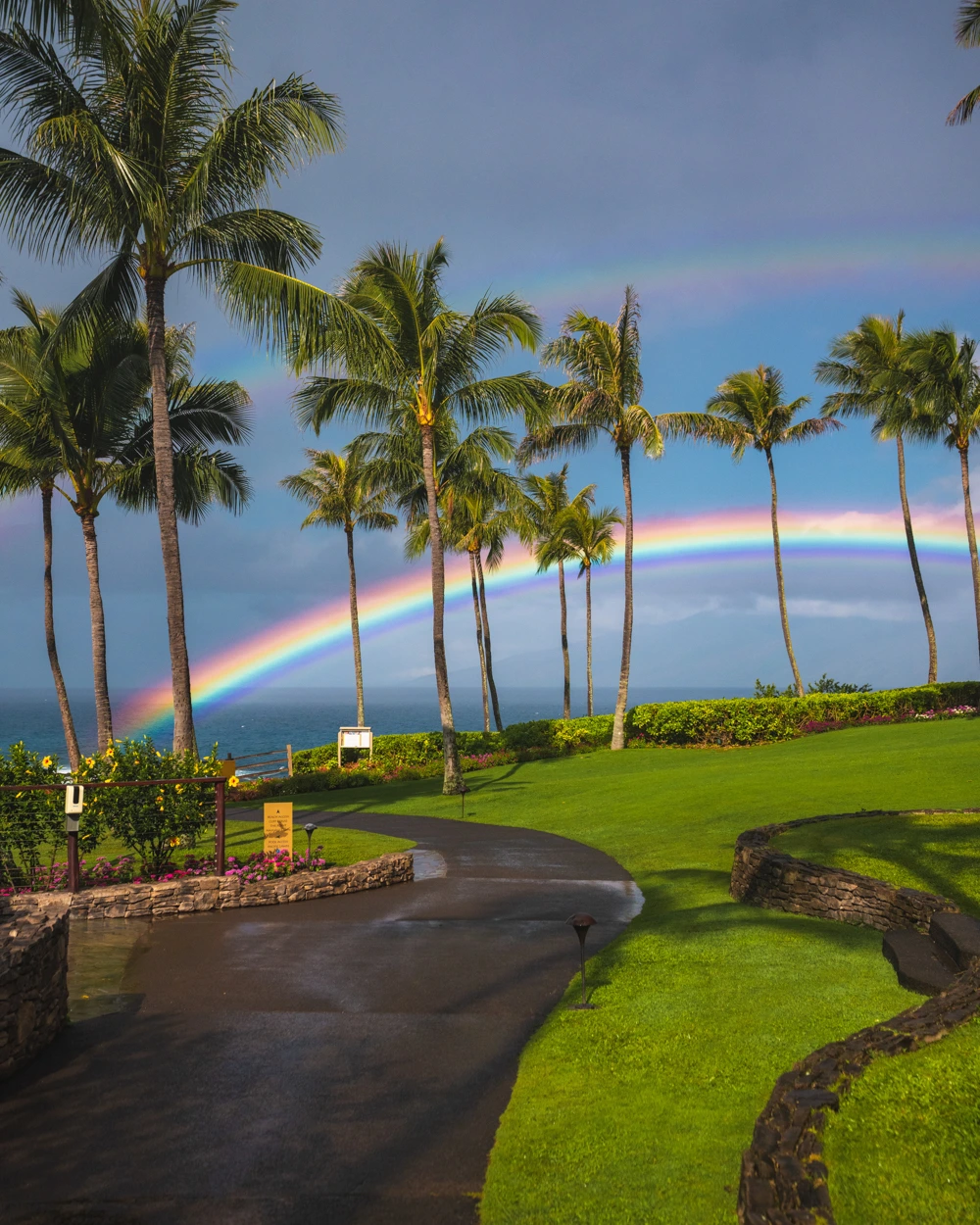 The Namlau Lawn at Montage Kapalua Bay