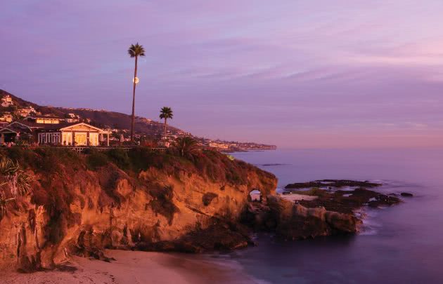 Studio Restaurant Ocean Bluff