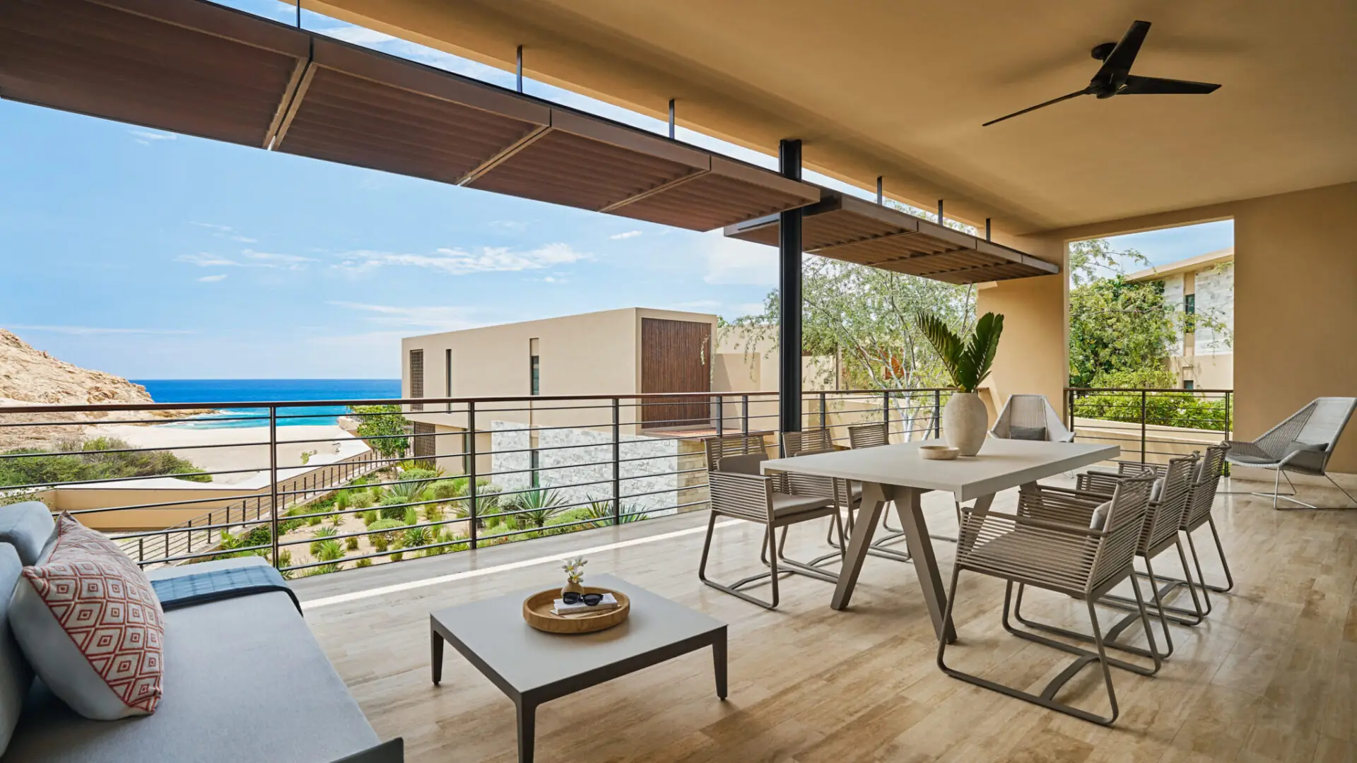 Oceanview 1 Bedroom Suite Patio