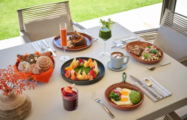 In-Room Dining Details at MLC