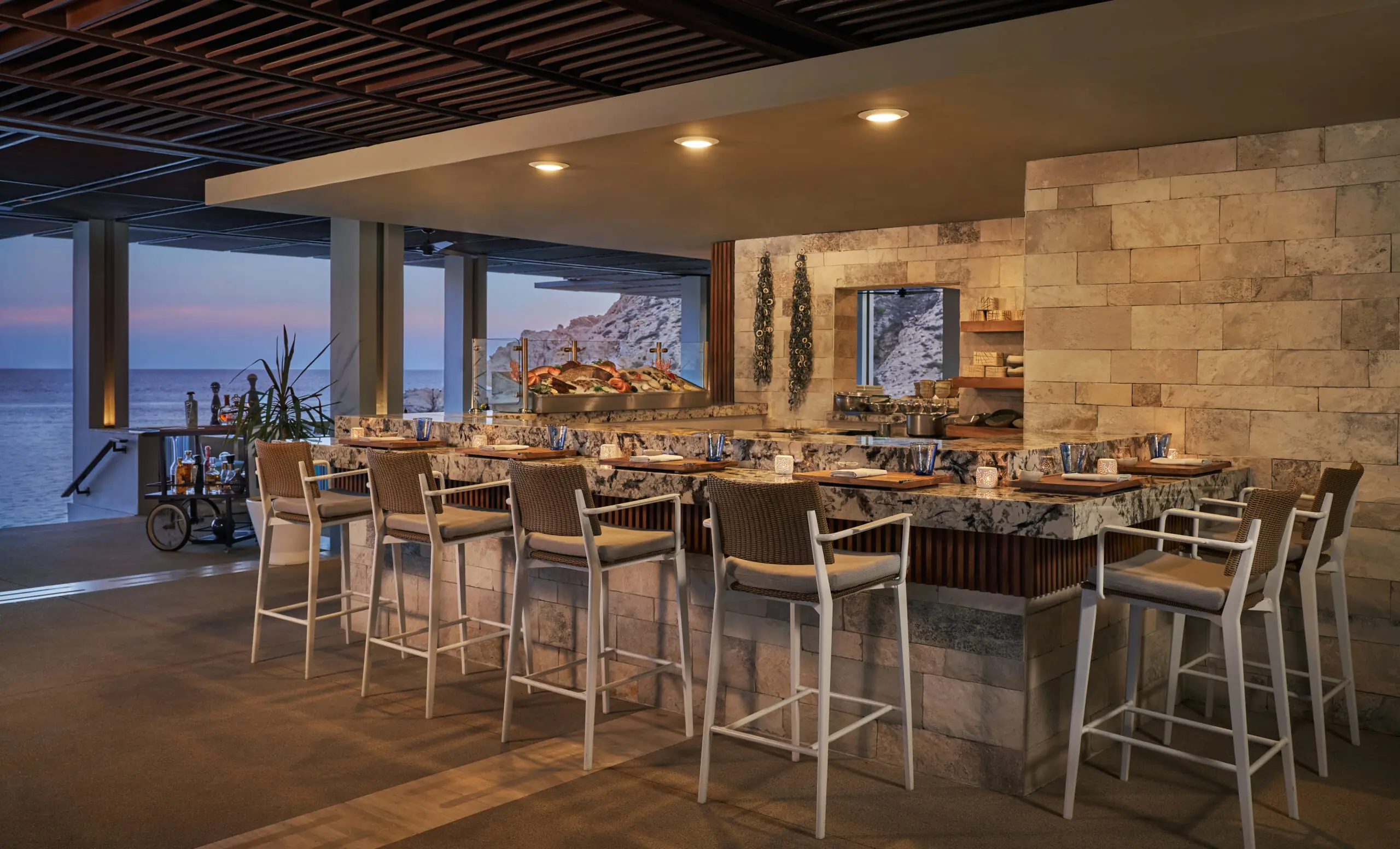 Marea Lounge Sushi Bar