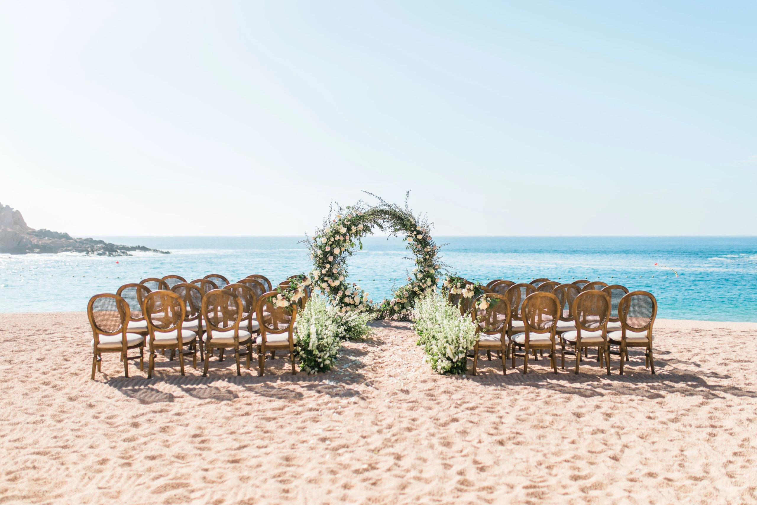 Beach wedding venue in Los Cabos