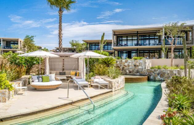 The pool and daybeds at Montage Los Cabos