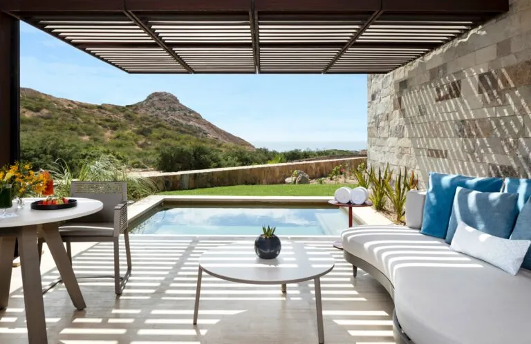 Ocean view patio in Los Cabos hotel