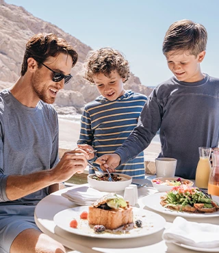 A family at Montage Los Cabos