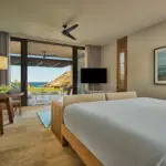 Deluxe Ocean King Guestroom