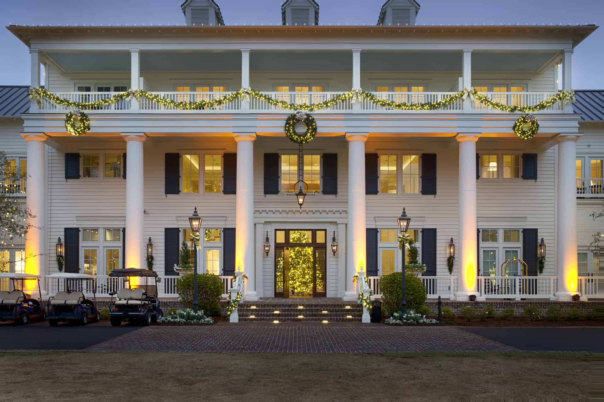 Inn Christmas Exterior