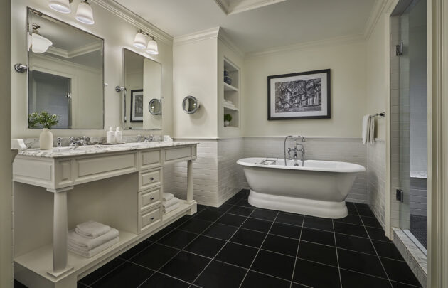 Carolina Suite Bathroom