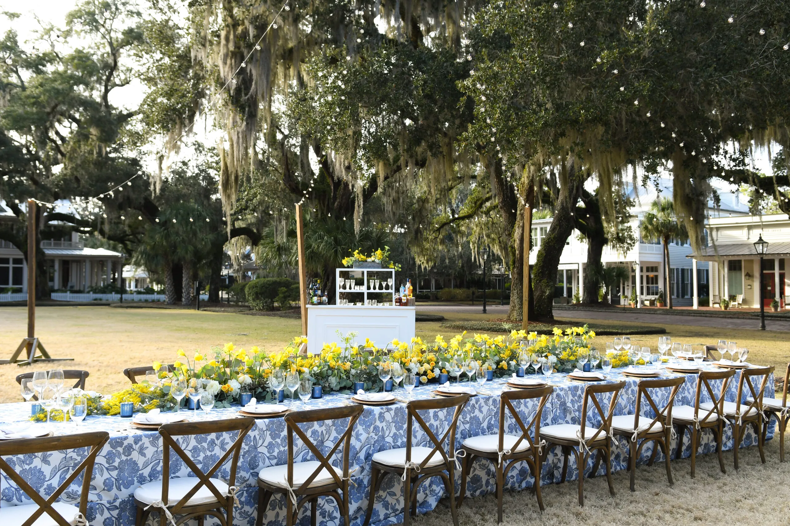 Event Design Village Green Corporate Table Daytime