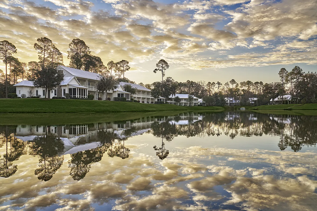 Guest Houses Daytime