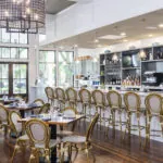 Buffalos restaurant bar and dining area.