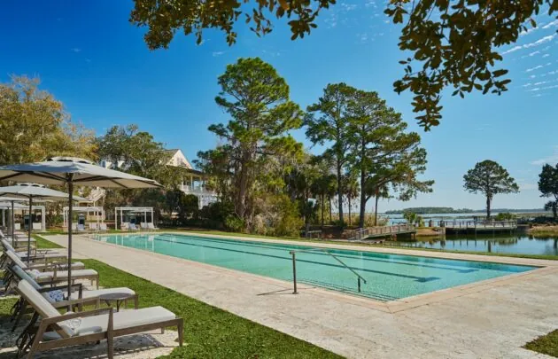 river house pool