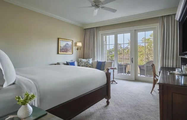 2104 Guesthouse King